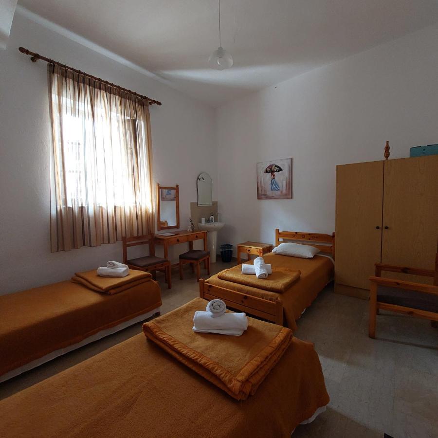 Polemarhos Guest House 4 カランバカ エクステリア 写真