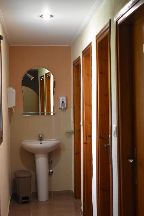 Polemarhos Guest House 4 カランバカ エクステリア 写真